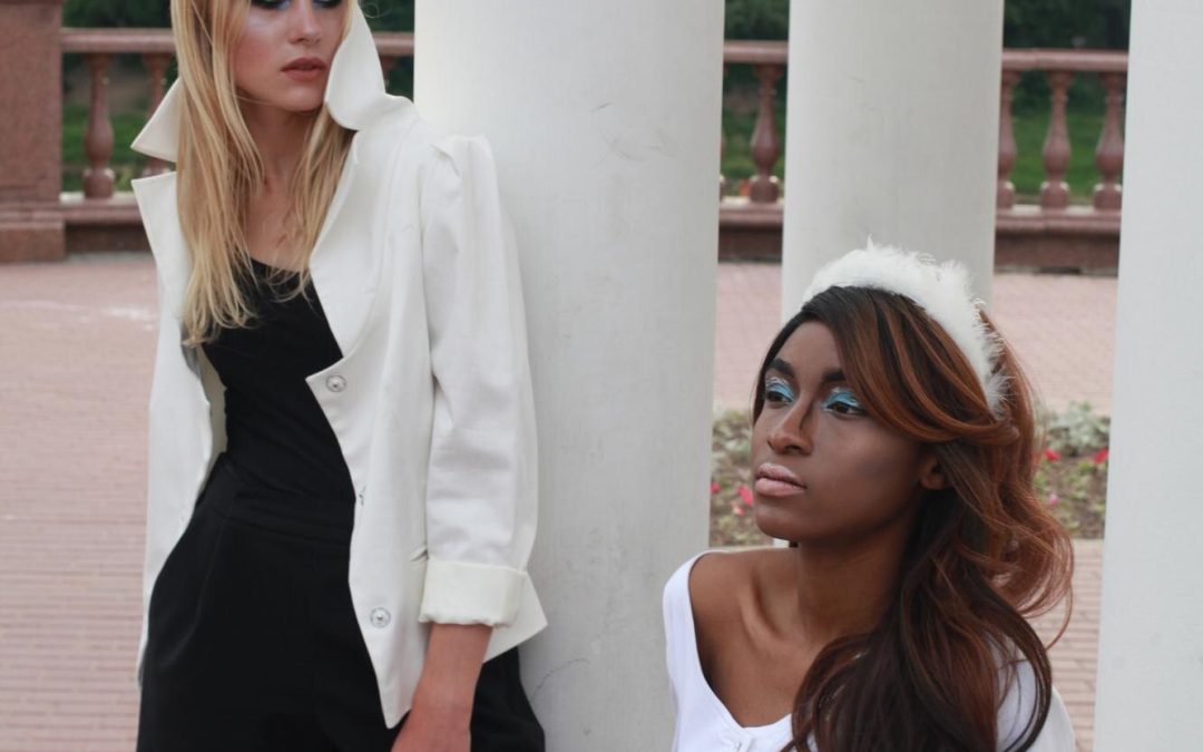 Mixing Designer and High-Street Pieces: Your Guide to Everyday Glam